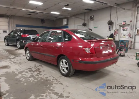 2004 Hyundai Elantra Gt from USA, damaged, VIN KMHDN56D34U102834